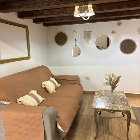 La Pergola Del Centro Апартаменты *