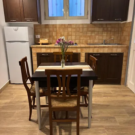 Lägenhet La Pergola Del Centro *