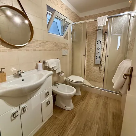 La Pergola Del Centro برينديسي