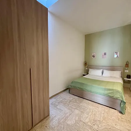 La Pergola Del Centro شقة برينديسي