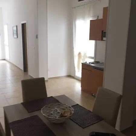 La Pergola Del Centro برينديسي