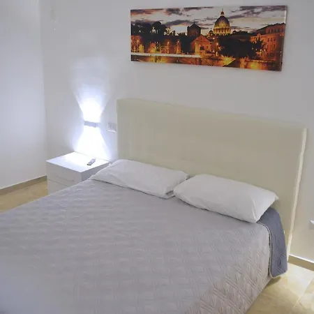 La Pergola Del Centro برينديسي